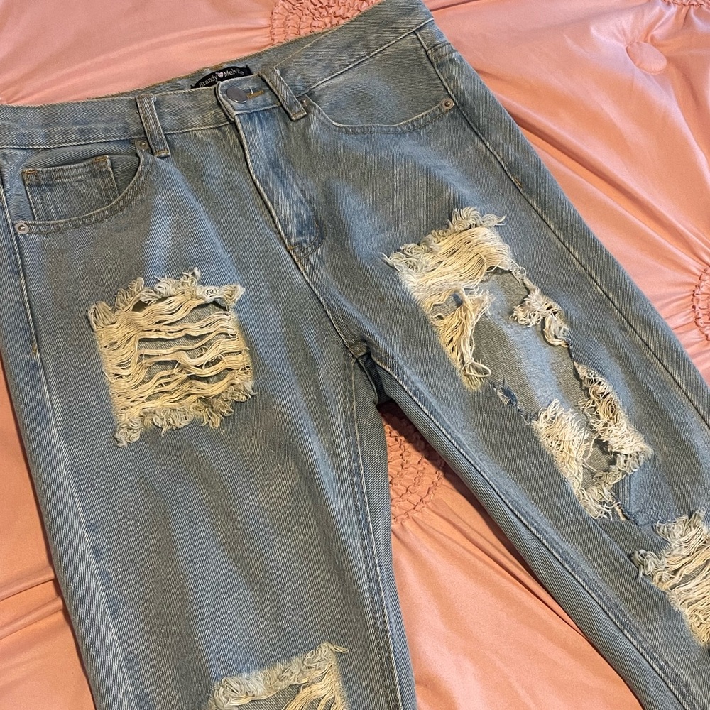 Brandy Melville Distressed Skinny Jeans